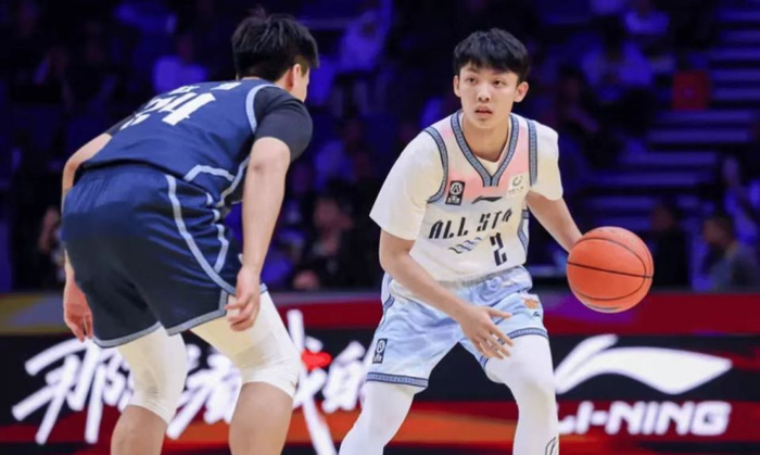 kaiyun-CBA全明星赛：徐杰MVP、胡明轩三分冠军、陈家政星锐赛MVP|广东队|三分大赛|广东男篮|篮板|三分球_新浪体育_新浪新闻